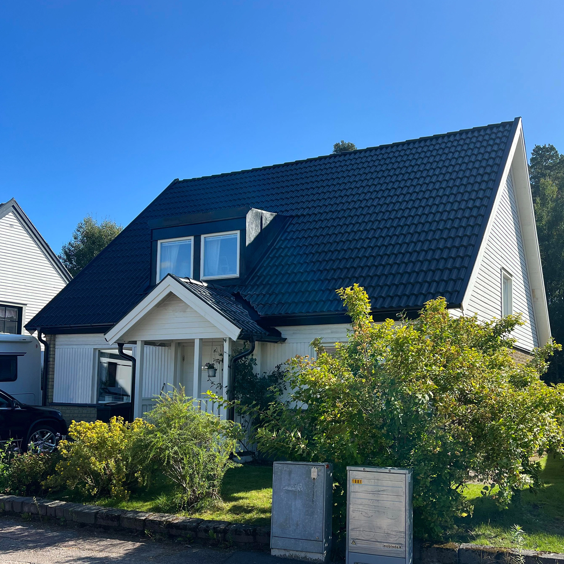 Läs mer om Hemtak och om takbyte. Att byta tak i Malmö och hela Skåne är vår specialitet. Anlita en erfaren takfirma.